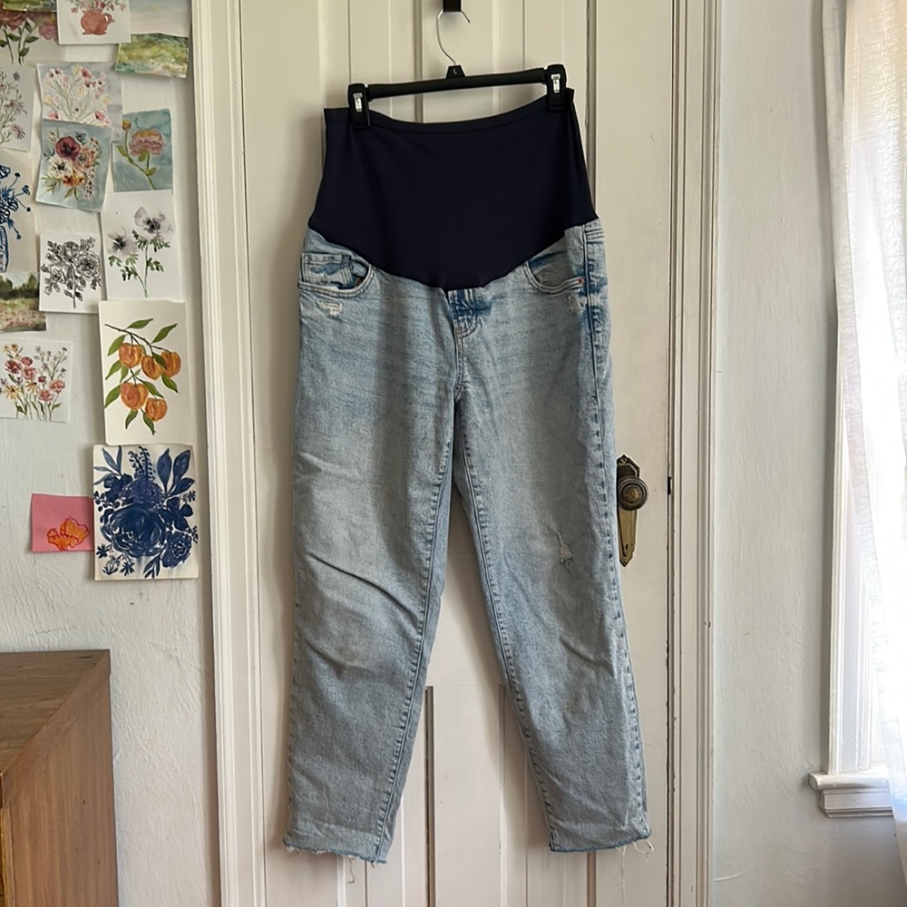 Old Navy Maternity Full Panel O.G. straight leg raw hem jeans, size 14